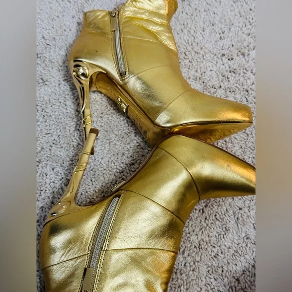 Gorgeous Anna Dello Russo Gold Genuine Leather Ankle Boots Size 40NWOT